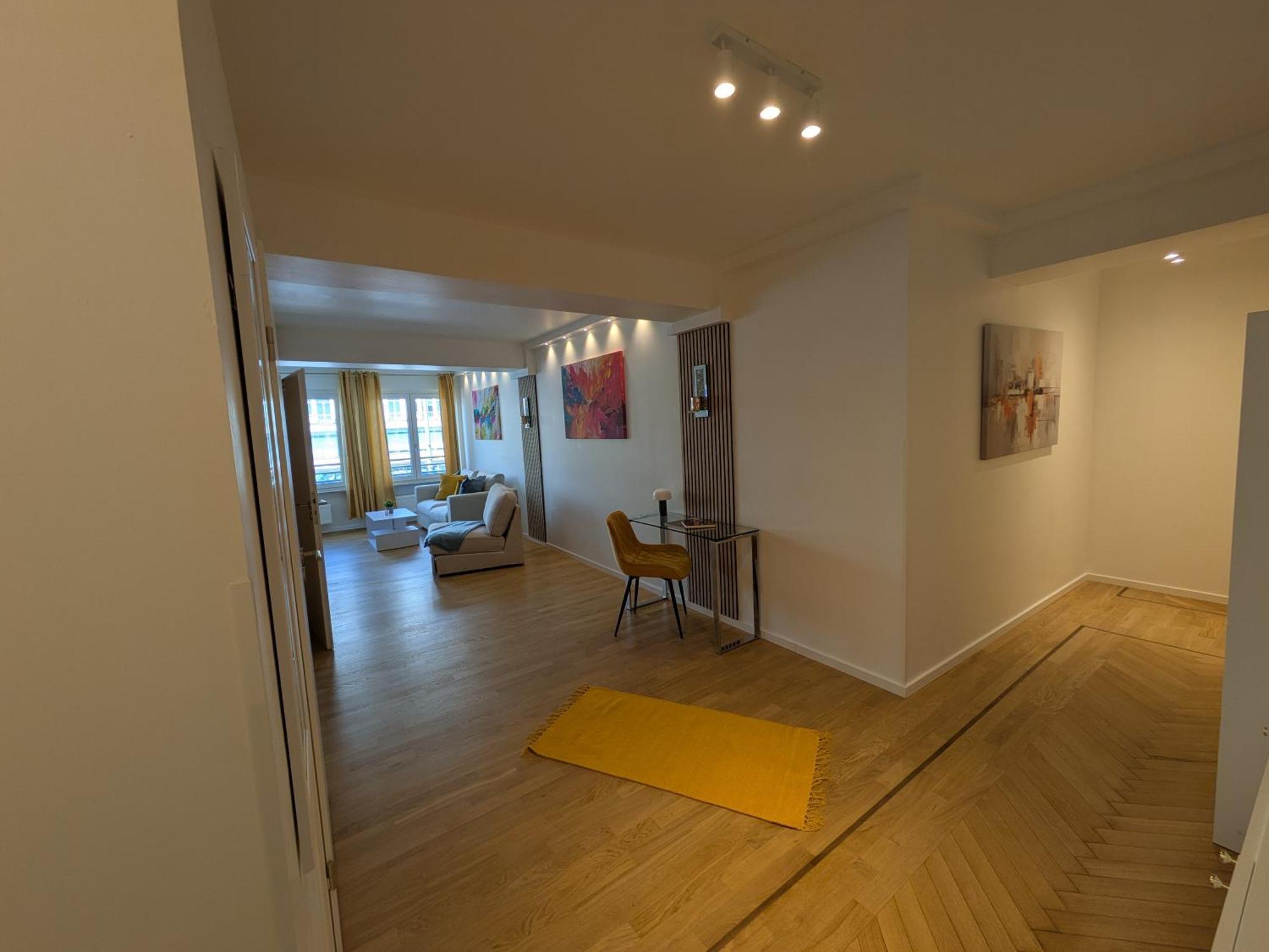 Place Direkt Am Karlsplatz - Stachus 70 Qm Mit 2 Schlafzimmer Mila